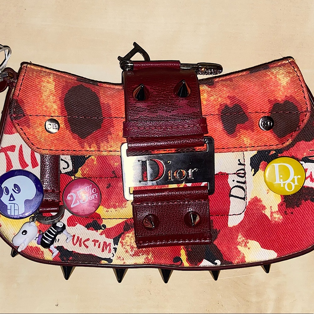 Christian Dior columbus victim street chic wristlet bag